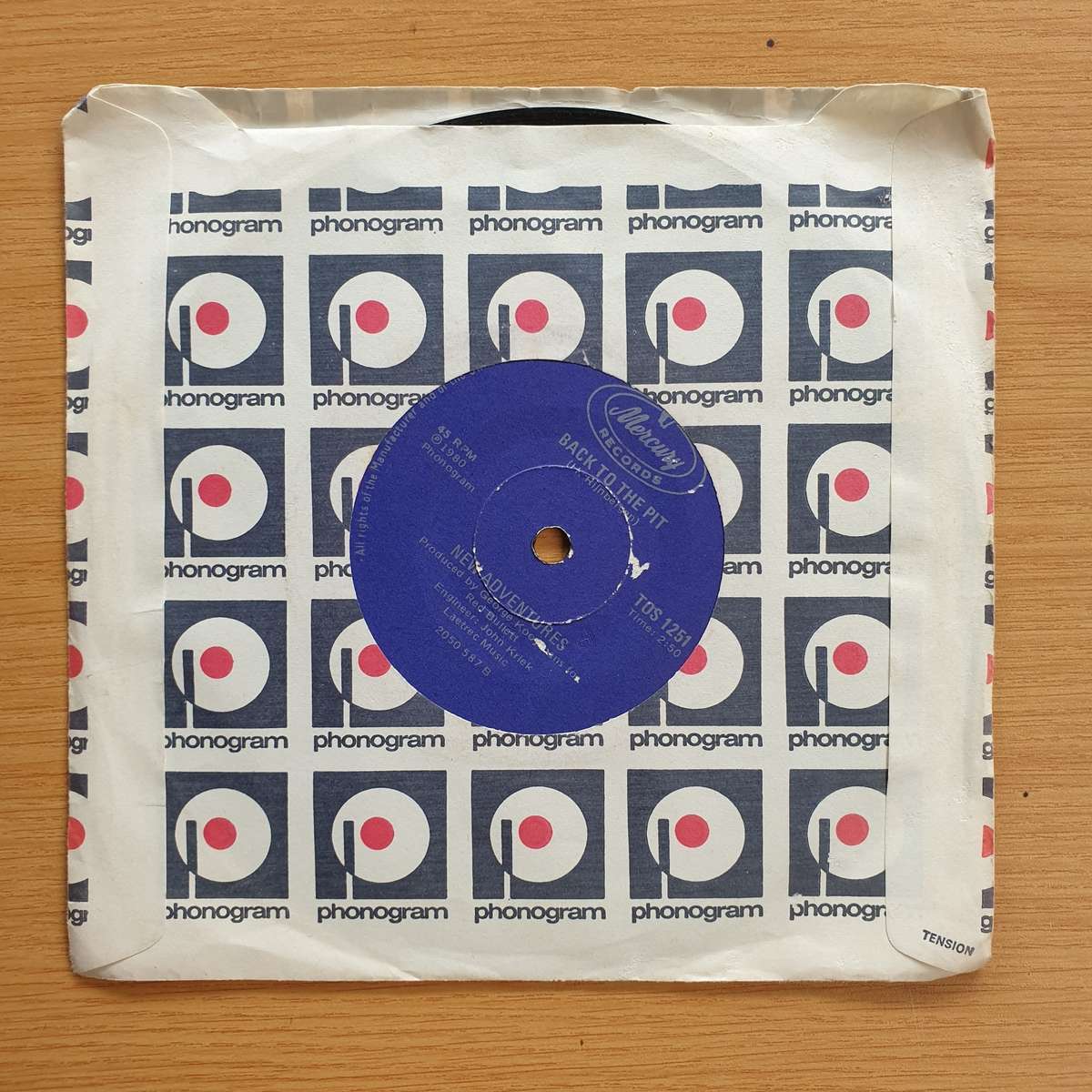 New Adventures - Come On /Back To The Pit   | Vinyl 7" Single | (VG+)