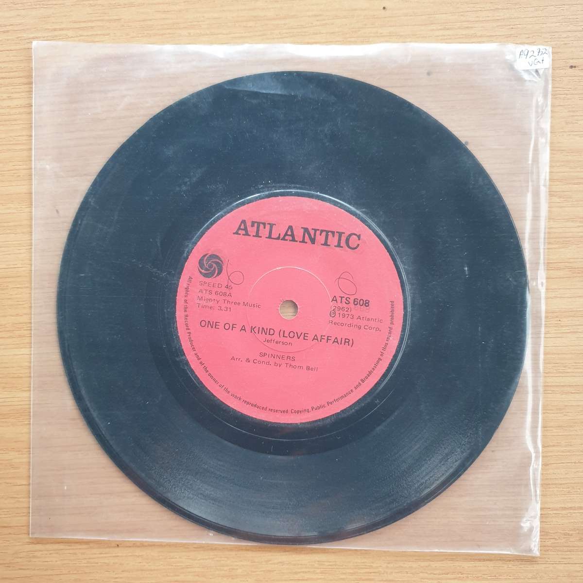 Spinner Arr & Cond.By Thom Bell - One Of A Kind (Love Affair )   | Vinyl 7" Single | (VG+)
