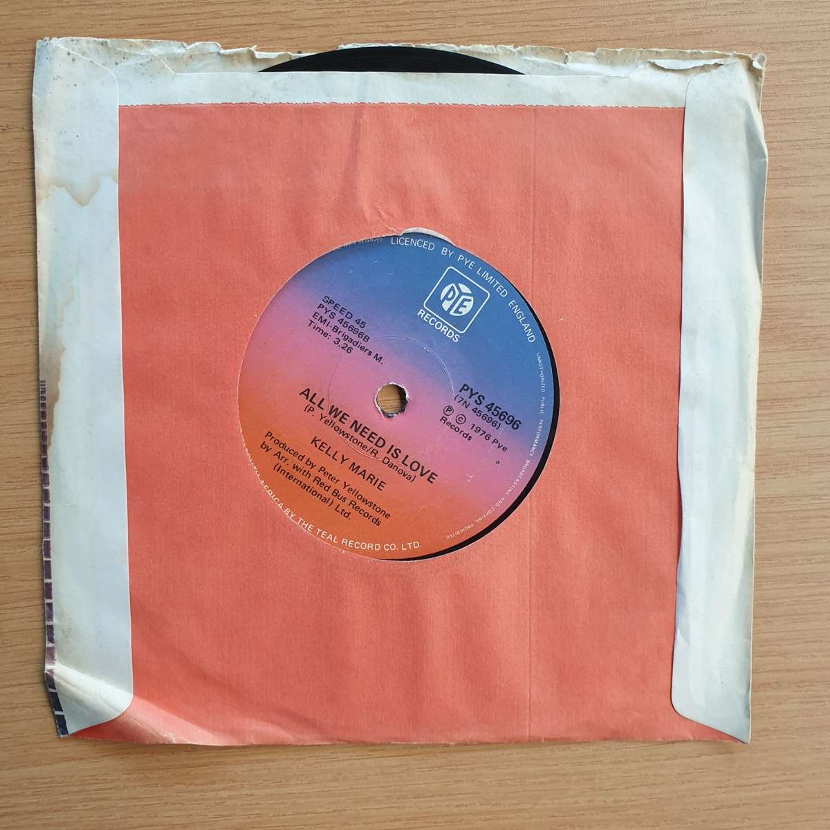 Kelly Marie  Run To Me  | Vinyl 7" Single | (VG+)