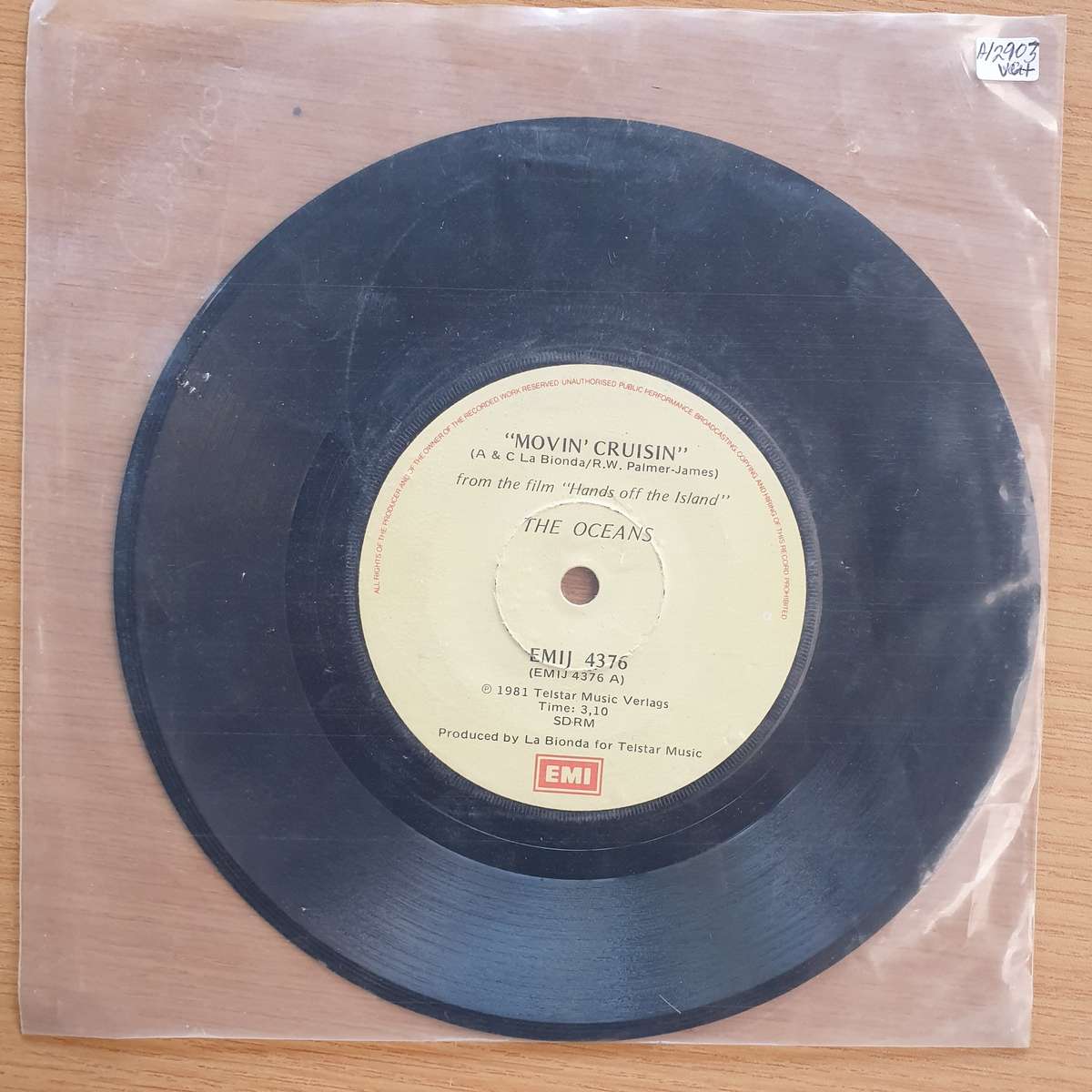 The Oceans  Movin' Cruisin' / Corbucci's Island  | Vinyl 7" Single | (VG+)