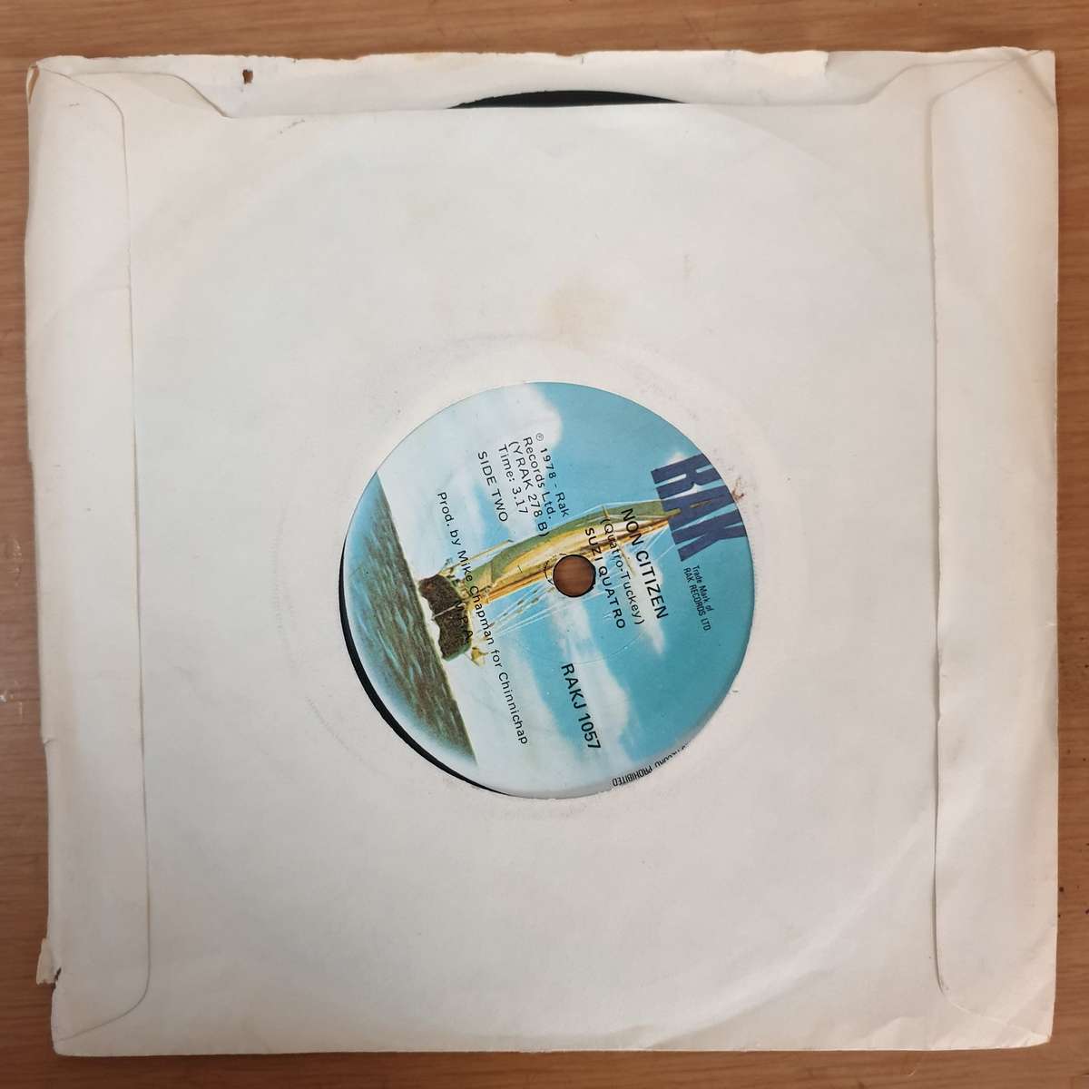Suzi Quatro  The Race Is On - Vinyl 7" Record - Very-Good+ Quality (VG+)
