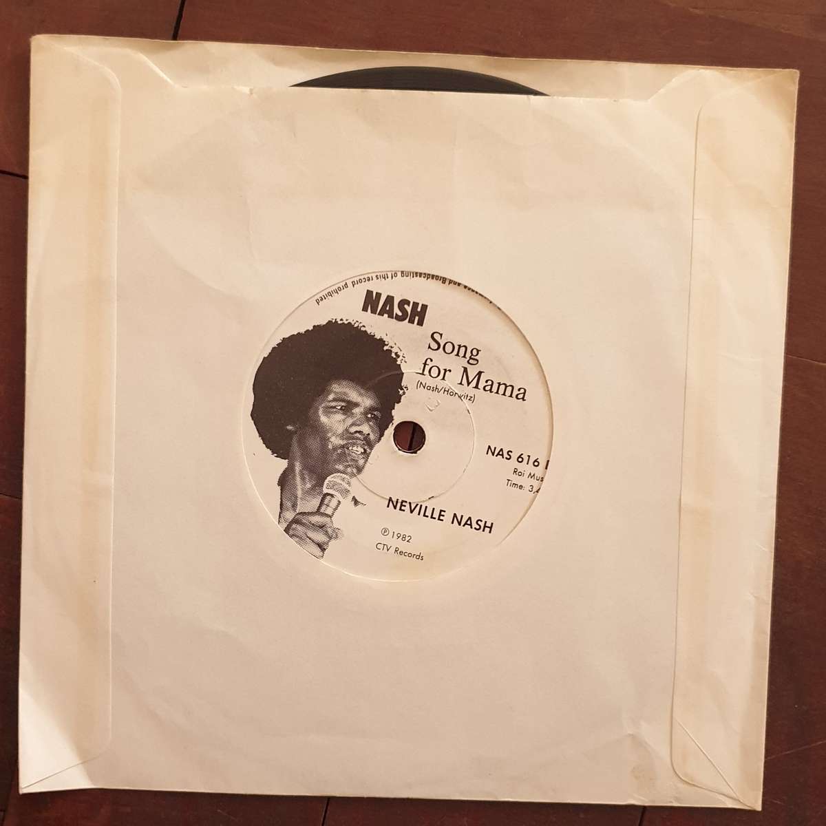 Neville Nash  Diamonds & Pearls - Vinyl 7" Record - Very-Good+ Quality (VG+)