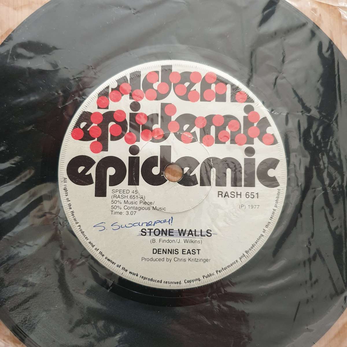 Dennis East  Stone Walls - Vinyl 7" Record - Very-Good+ Quality (VG+) (verygoodplus)