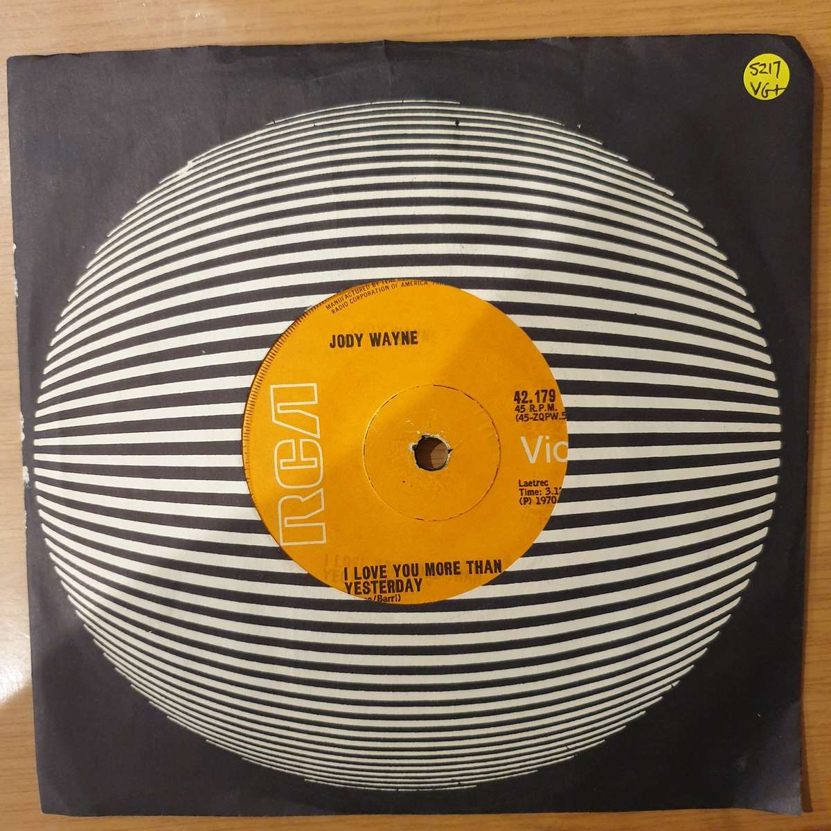 Jody Wayne  The Wedding -  Vinyl 7" Record - Very-Good+ Quality (VG+) (verygoodplus)