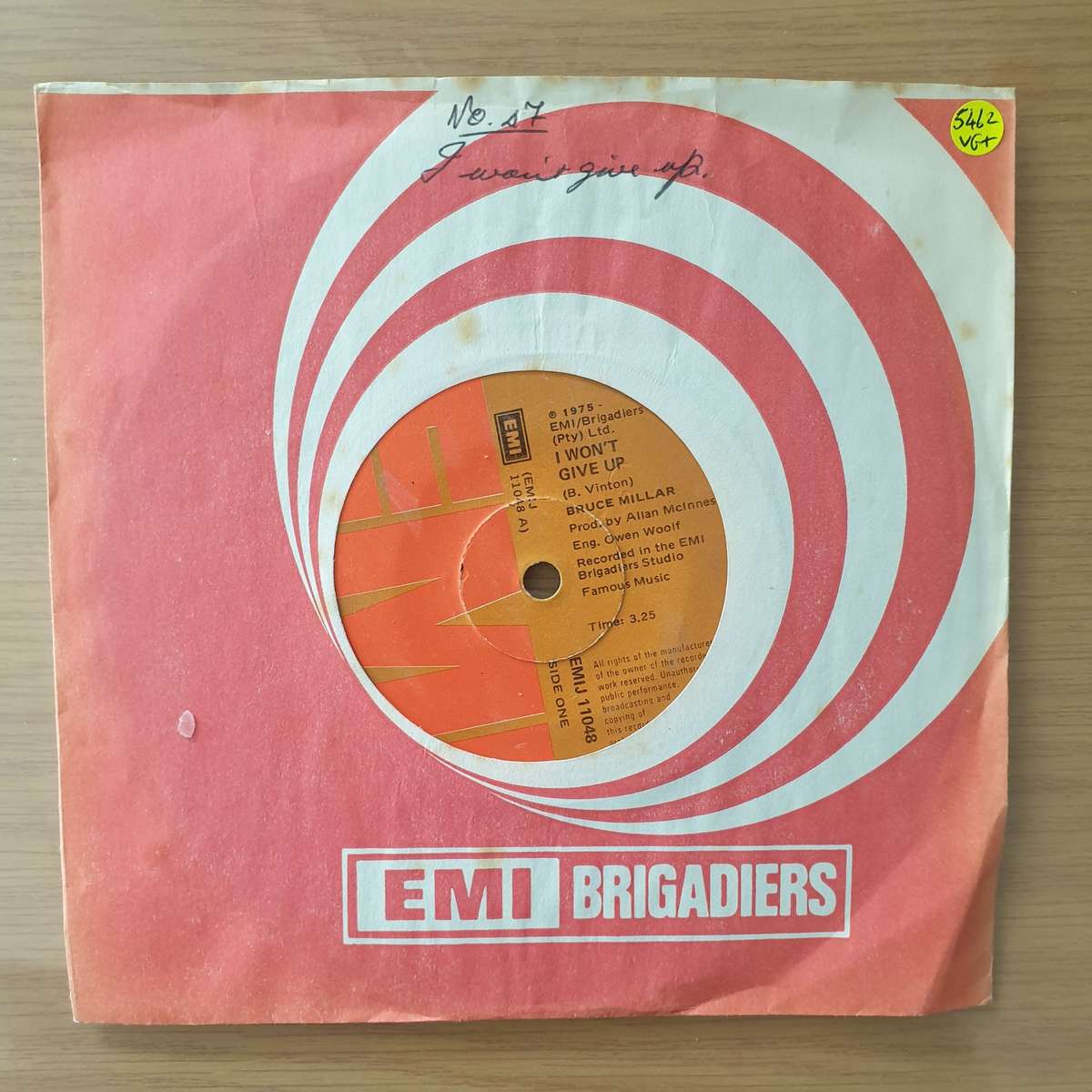 Bruce Millar  I Won't Give Up / Any Dream Will Do - Vinyl 7" Record - Very-Good+ Quality (VG+)...