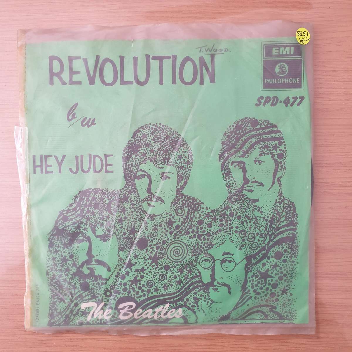 The Beatles  Revolution / Hey Jude - Vinyl 7" Record - Very-Good Quality (VG)