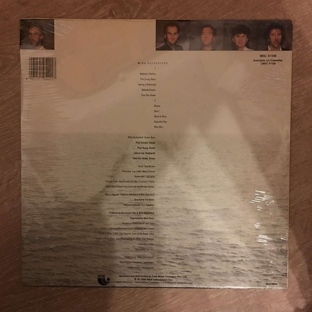 Mike & The Mechanics  Living Years -  Vinyl Record LP - Sealed