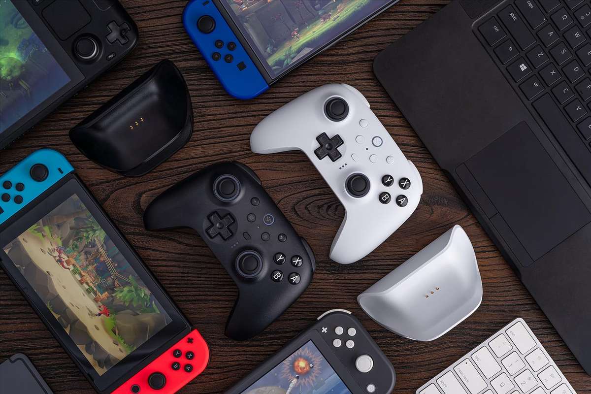 8BitDo Ultimate 2 Bluetooth Controller Compatible With Switch & Windows Black