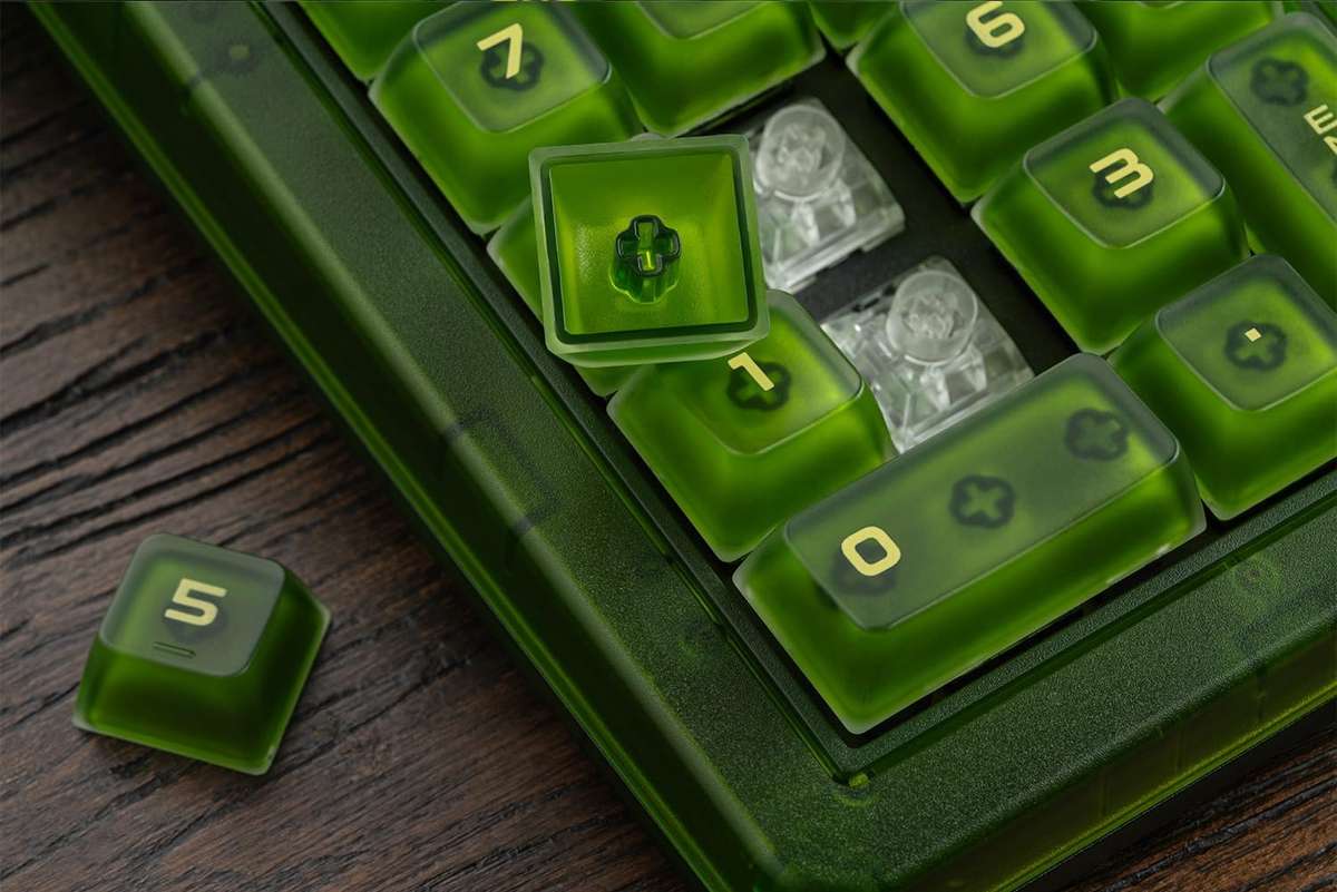 8BitDo Retro 18 Mechanical Numpad - Xbox Edition