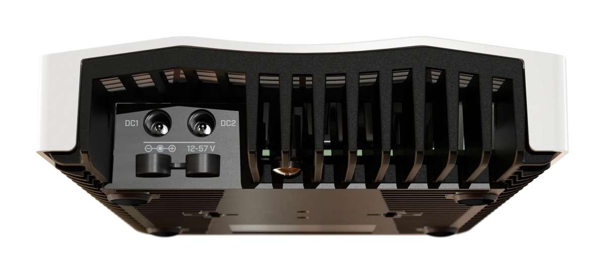 MikroTik Cloud Router Switch 4 Port 10Gbps with PoE Input | CRS304-4XG-IN