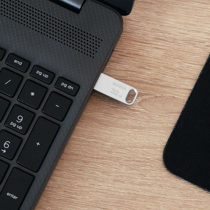 Kioxia U366 USB 3.2 32gb Metal