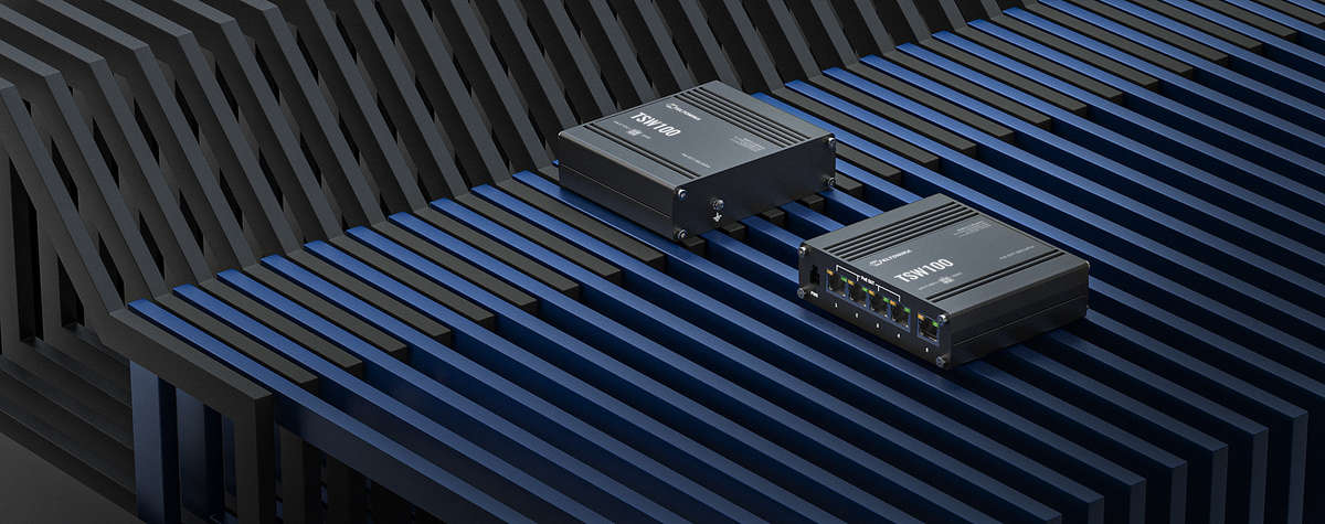 Teltonika TSW100 5 x LAN (1 Gbps), 4 x Port PoE Switch (120 W)