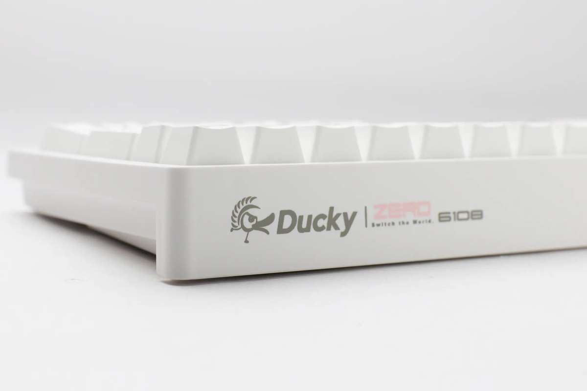 Ducky Keyboard Zero 6108 100% Mechanical Wireless Keyboard; RGB; USB 2.0 / 2.4GHz / BT - White - ...