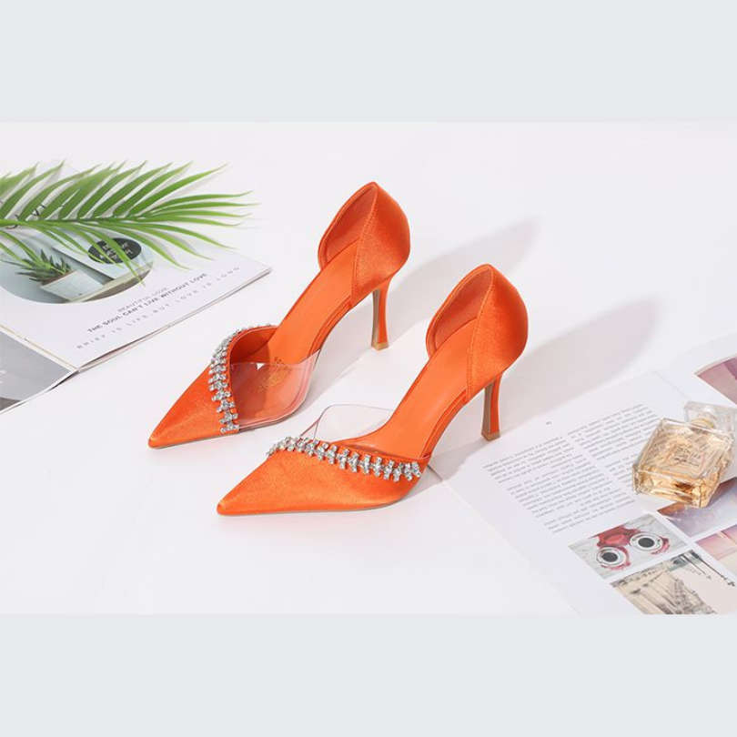 Classy Pointed Toe Short Heel
