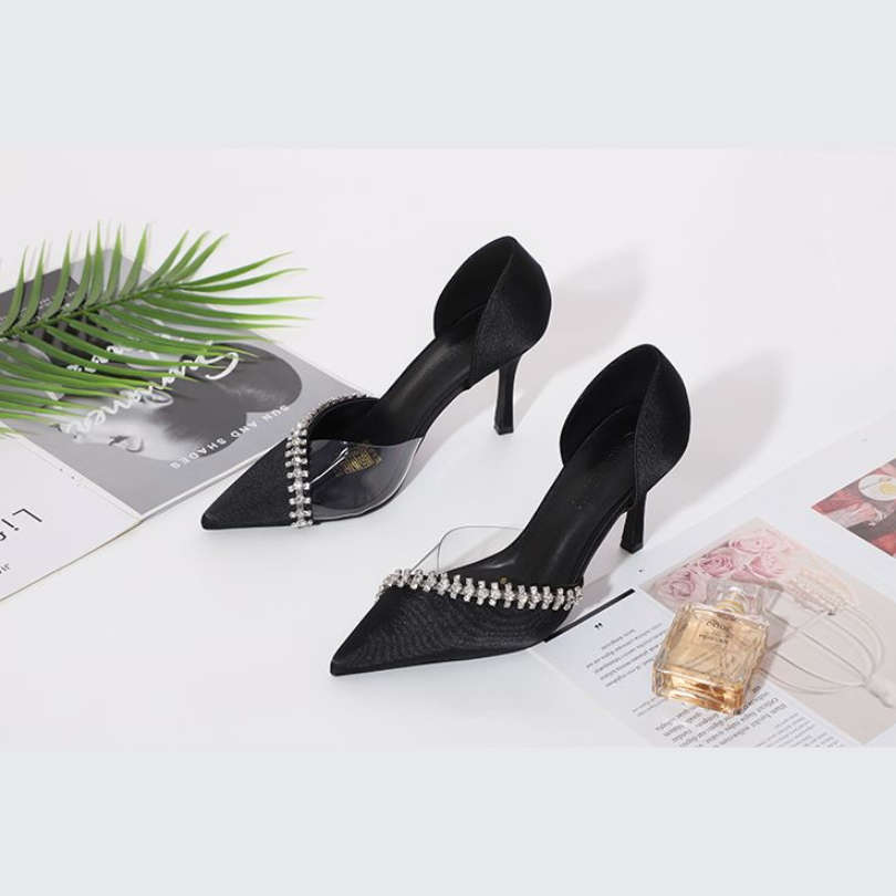 Classy Pointed Toe Short Heel