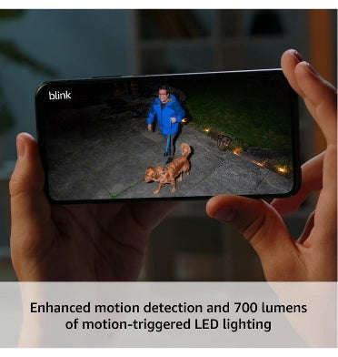 BLINK XT4 FLOODLIGHT WIRE-FREE SMART SECURITY CAMERA