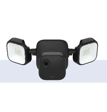 BLINK XT4 FLOODLIGHT WIRE-FREE SMART SECURITY CAMERA