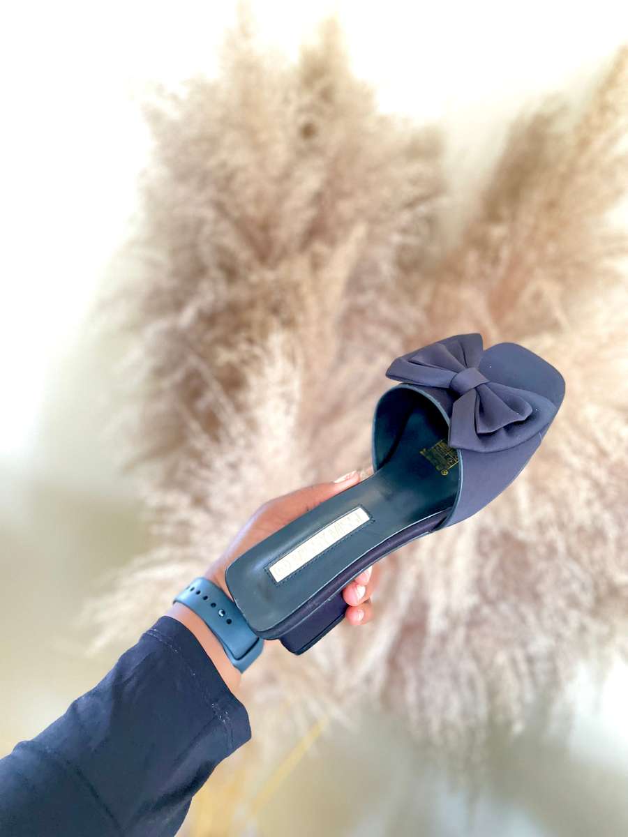 Ladies Bow Mule Heels