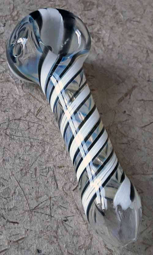 Glass smoking spoon pipe - 8cm / White & Green / glass