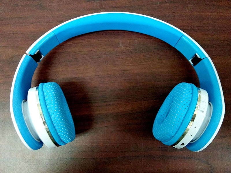 STN-19 Wireless Bluetooth Headphones - Micro SD, FM Radio, 550mAh, 40mm Driver
