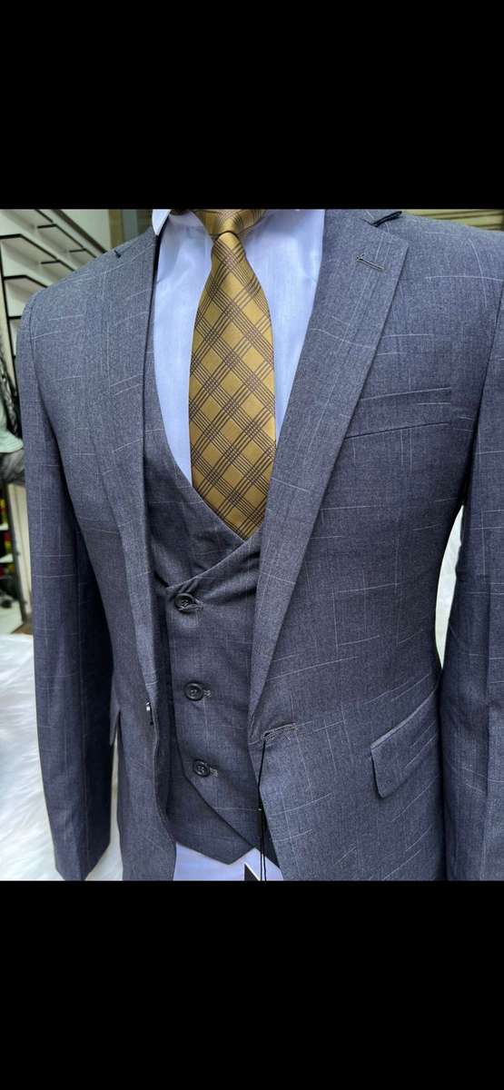 3 Piece suit - Navy / 34