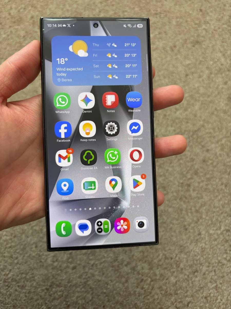 Samsung S24 Ultra 256gb 12gb ram Dual sim good condition with cover