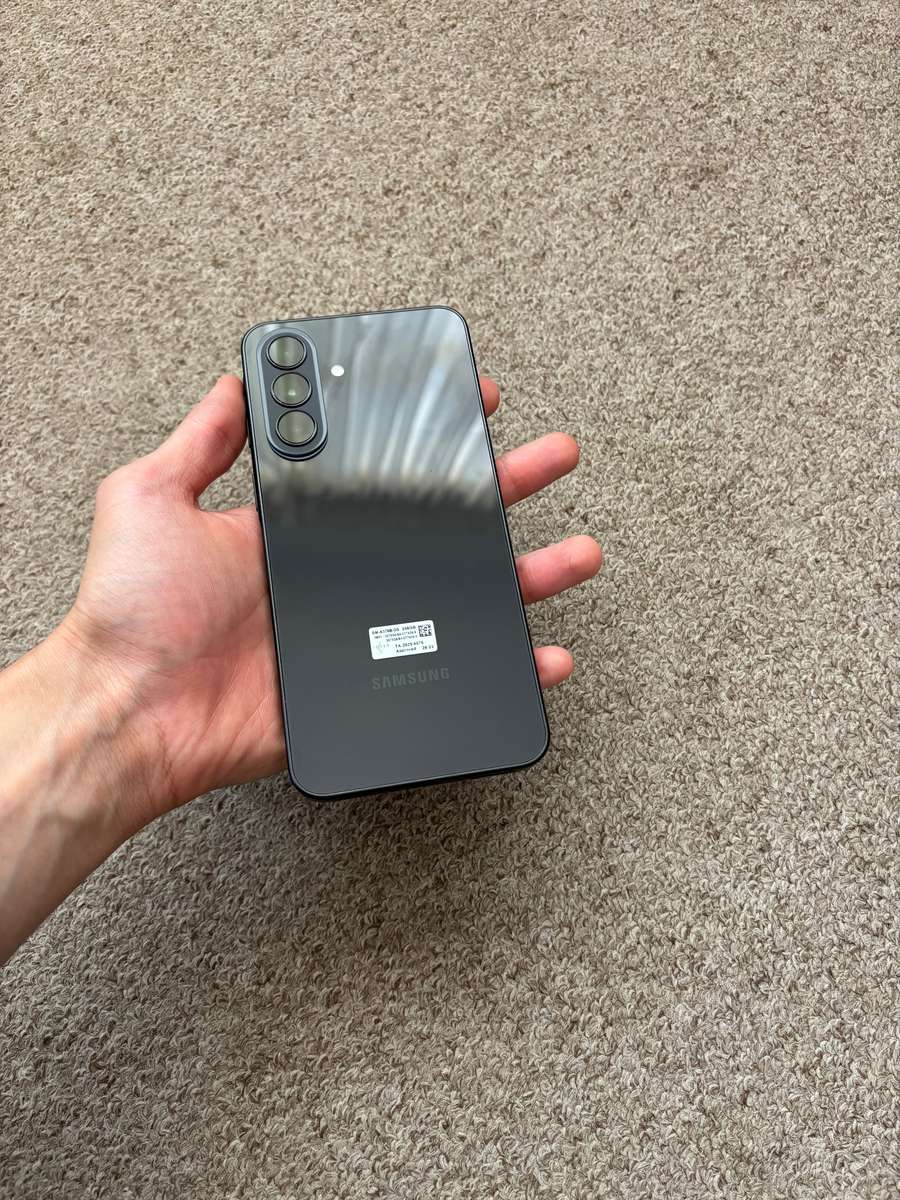 Samsung A37 5G Dual SIM 256gb 8gb ram Immaculate condition