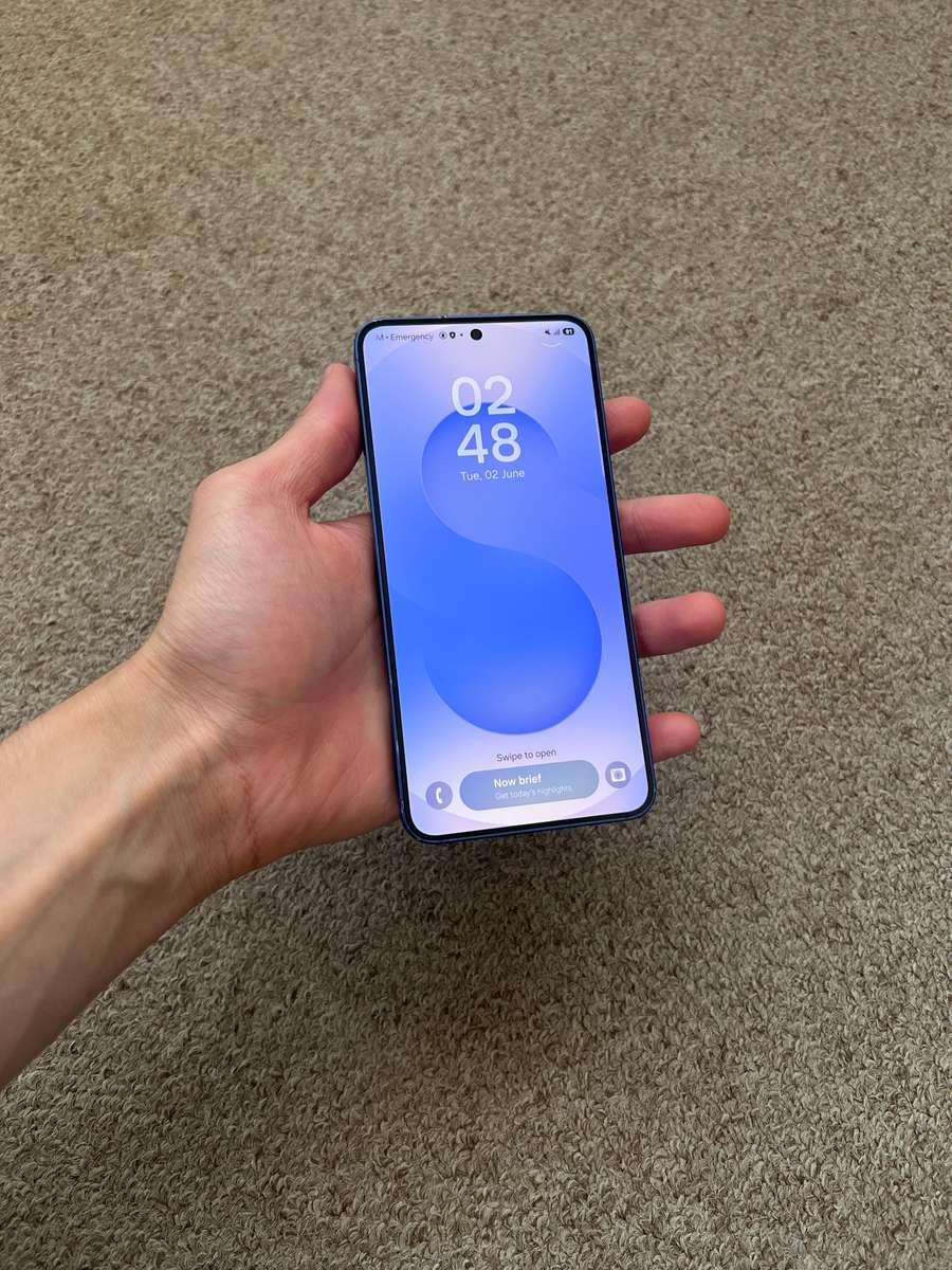 Samsung S25 5G 256gb 12gb ram Dual sim