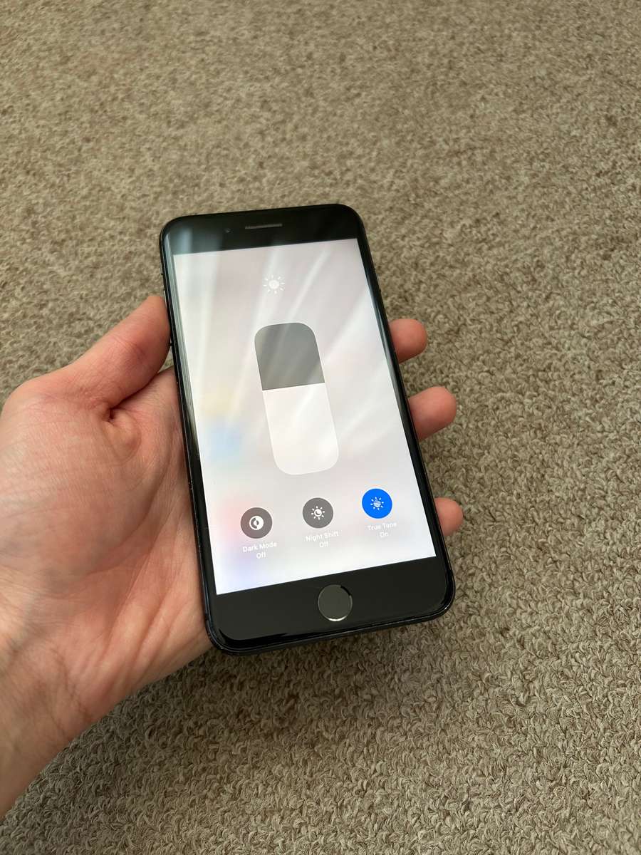 iPhone 8 Plus 256gb good condition 100% battery health