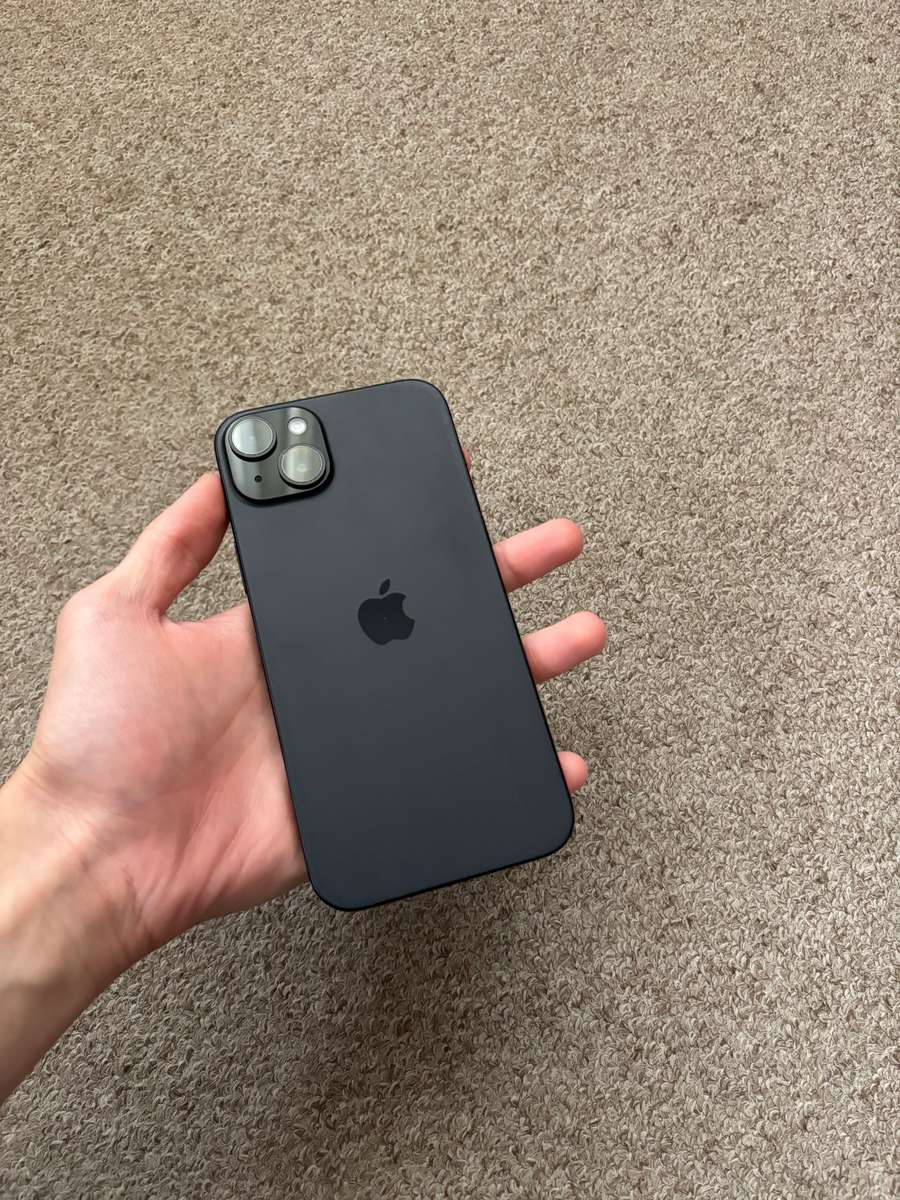 Apple iPhone 15 Plus 128gb 6gb ram dual sim with cover