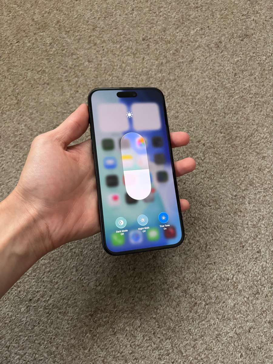 Apple iPhone 15 Plus 128gb 6gb ram dual sim with cover