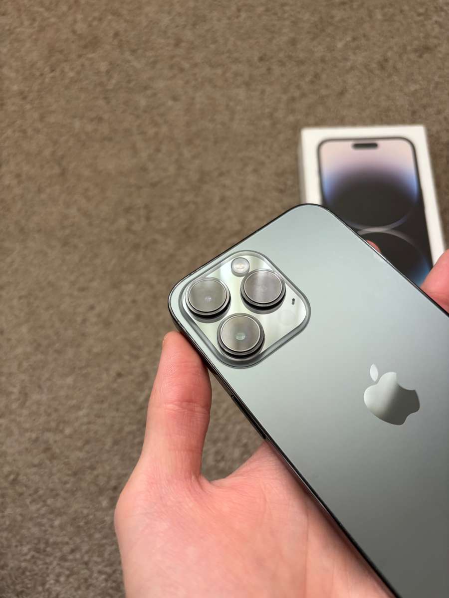 Iphone 14 Pro Max 512gb Dual sim good condition with box and cover