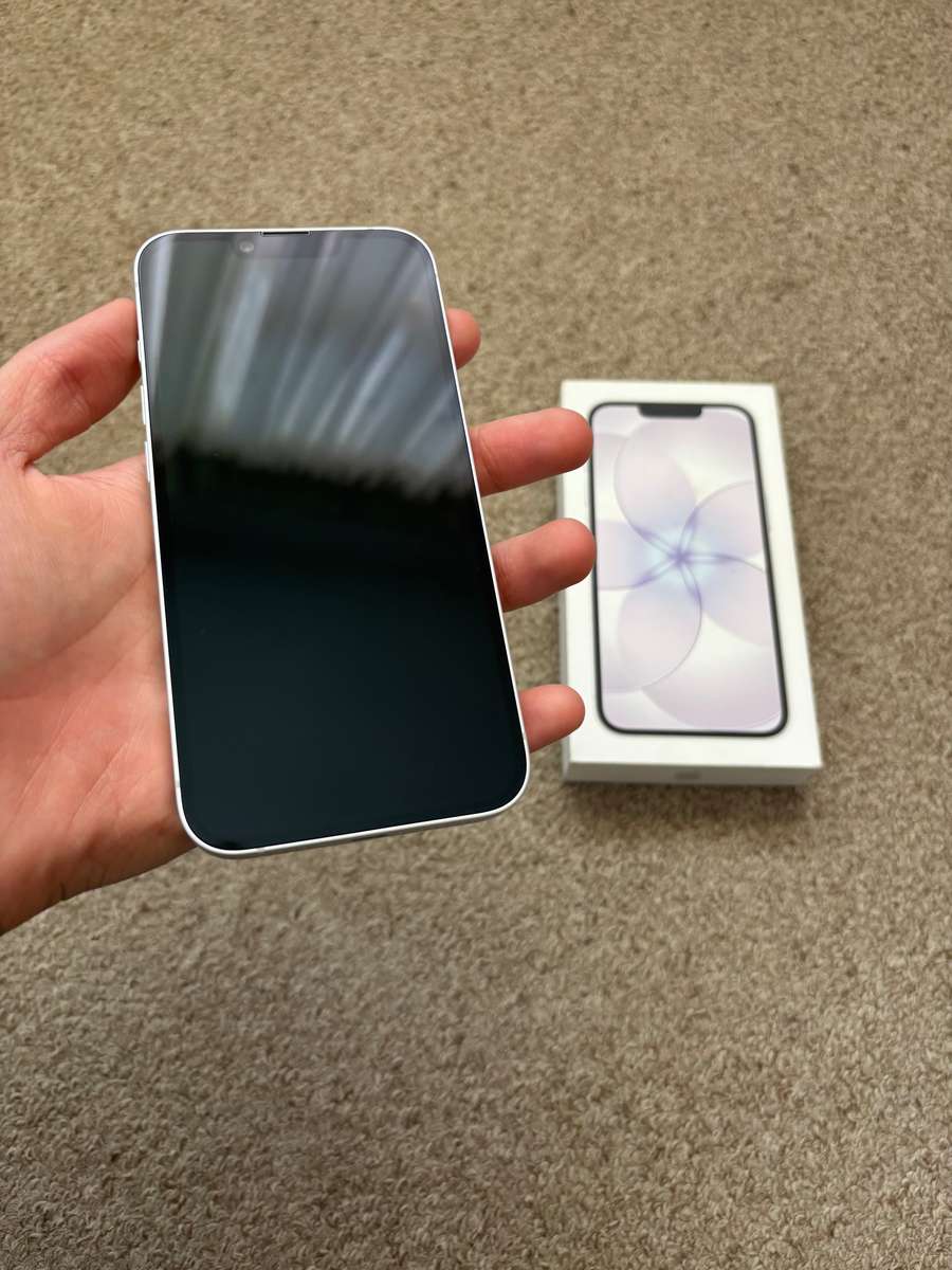 Apple iPhone 17e 256GB Dual SIM Immaculate Condition With Box - like new open box