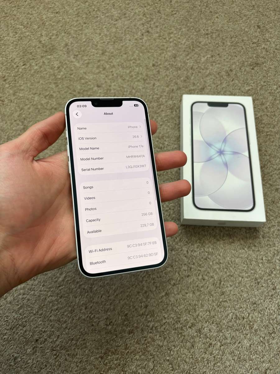 Apple iPhone 17e 256GB Dual SIM Immaculate Condition With Box - like new open box