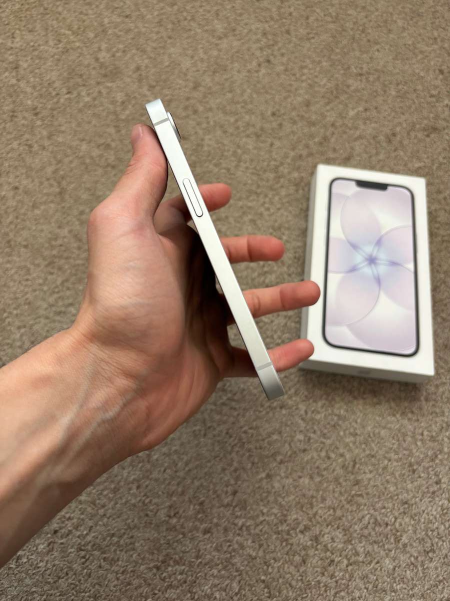 Apple iPhone 17e 256GB Dual SIM Immaculate Condition With Box - like new open box