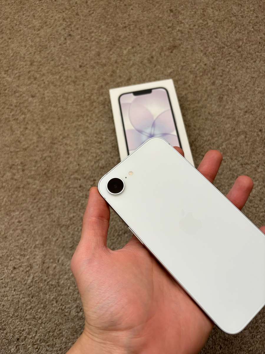 Apple iPhone 17e 256GB Dual SIM Immaculate Condition With Box - like new open box