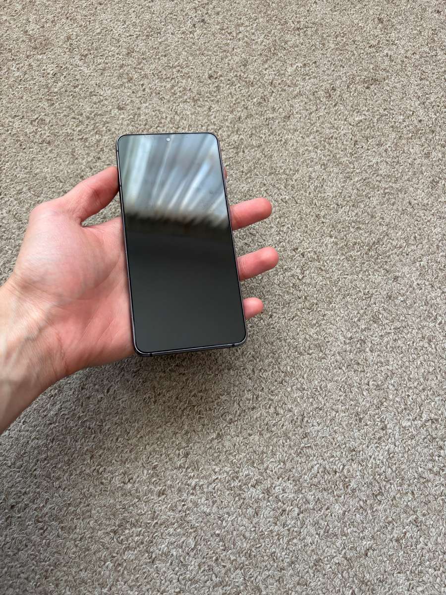 Samsung S21 5G 256gb 8gb ram Dual SIM with cover