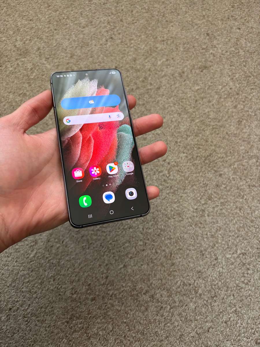 Samsung S21 5G 256gb 8gb ram Dual SIM with cover