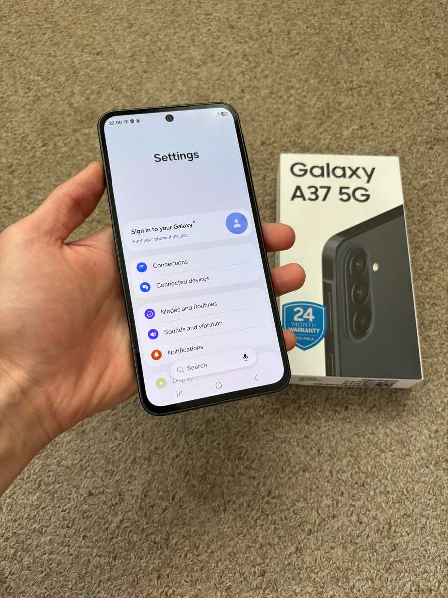 Samsung A37 5G Dual SIM 256gb 8gb ram Immaculate condition with box