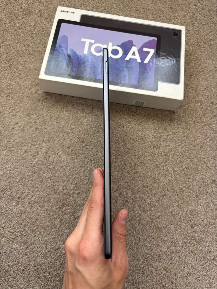 Samsung Galaxy Tab A7 10.4inch 32GB LTE with box and cover