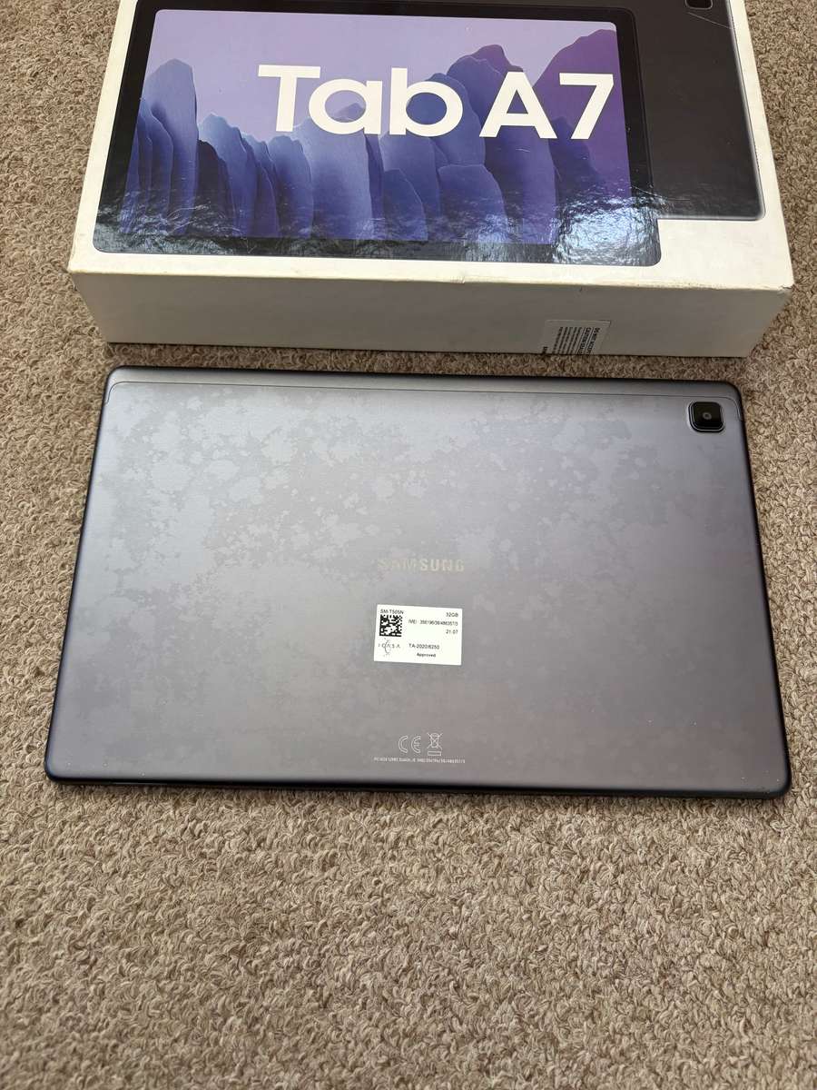 Samsung Galaxy Tab A7 10.4inch 32GB LTE with box and cover
