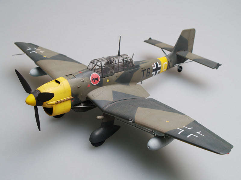 Junkers JU-87B-2 Stuka - 1/32 Scale - Trumpeter - TRU03214