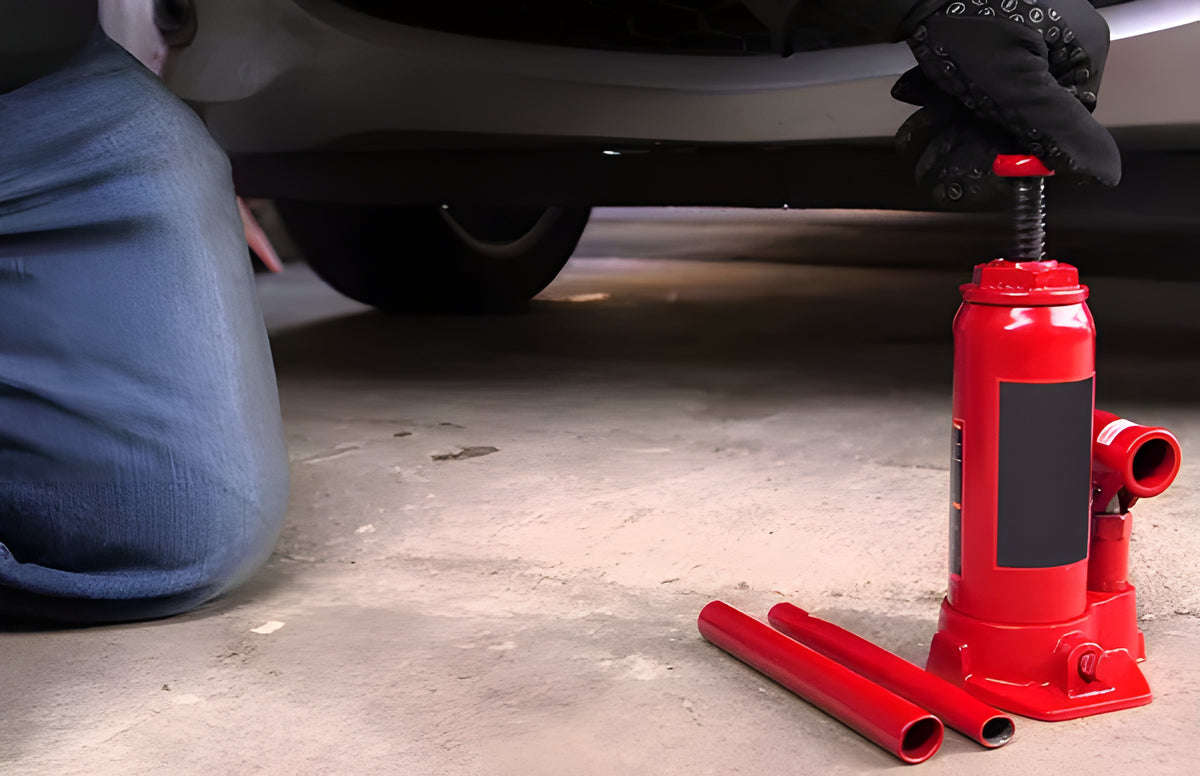 ZS - 6 Ton Hydraulic Bottle Jack With Safety Valve