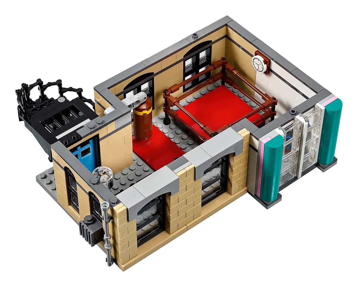 LEGO® Creator Expert Downtown Diner - 10260 - 2480 Piece Building Set