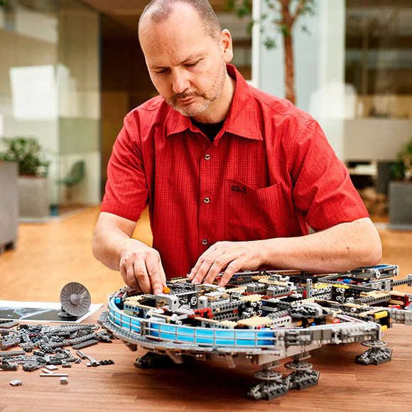 LEGO® Star Wars Millennium Falcon | 75192 | 7541 Piece Building Set