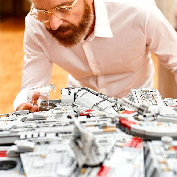 LEGO® Star Wars Millennium Falcon | 75192 | 7541 Piece Building Set