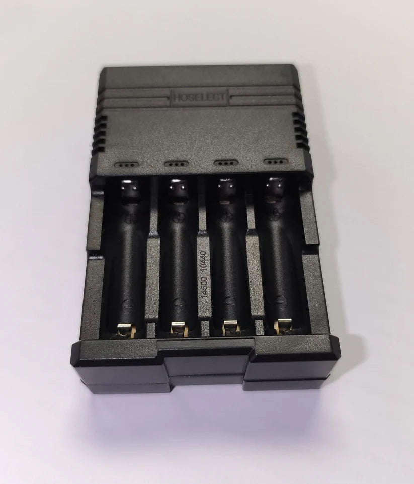 Hoselect HS-888 5V USB AA/AAA Li-Ion Battery Charger