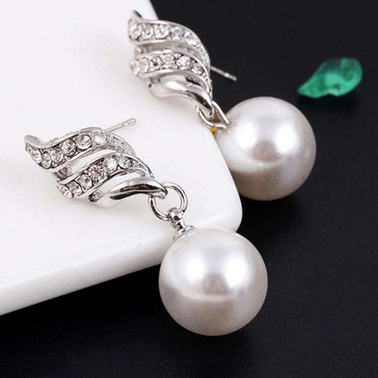 Set Jewelry (1 Pair Earrings and 1 PCS Necklace Included) Chic  Pearl and Rhinestone Pendant Neck...