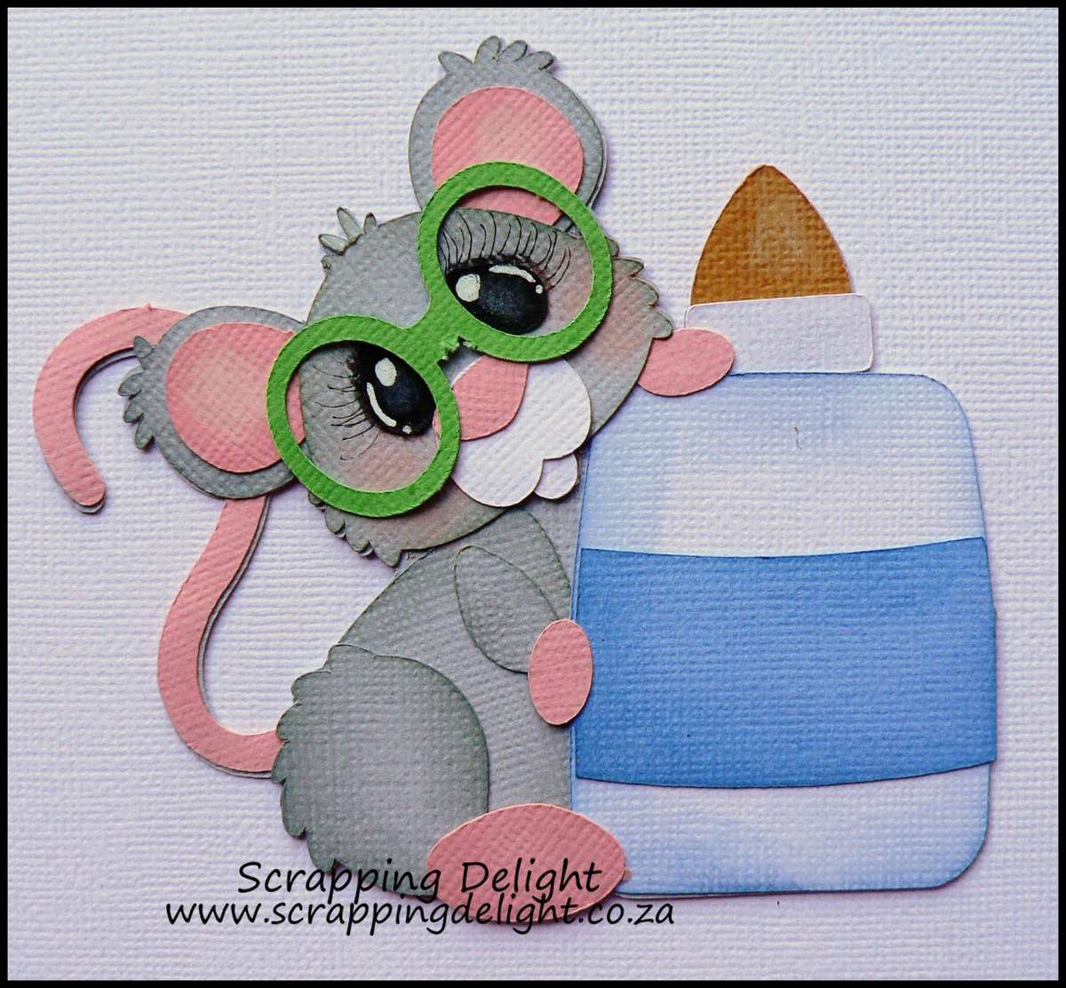 School mouse with Glue
