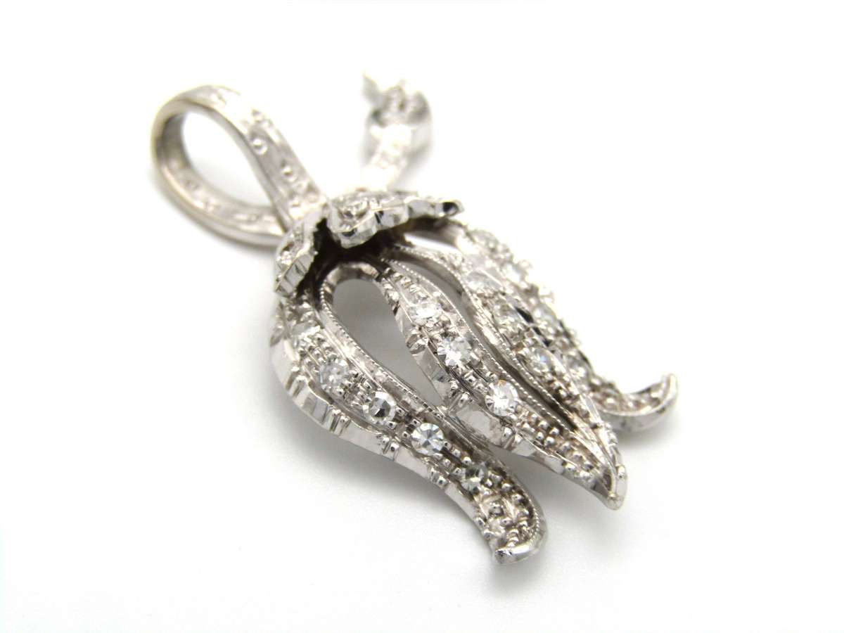 Edwardian, 9K gold diamond pendant
